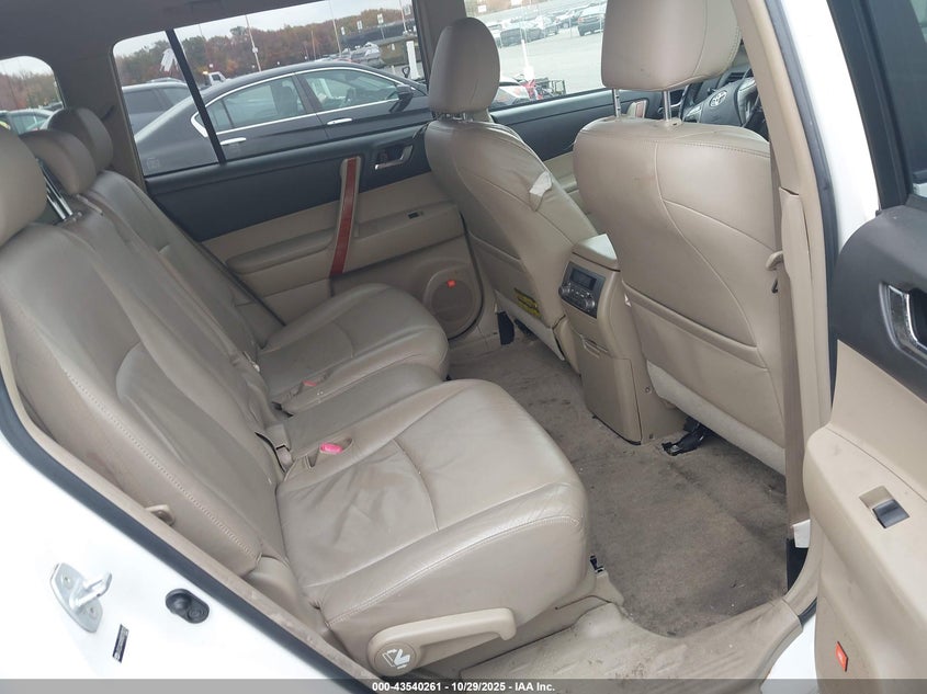 JTEES42A592135212 2009 TOYOTA HIGHLANDER photo no. 8