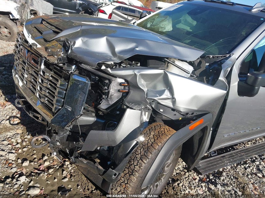 2025 GMC Sierra 2500Hd 4Wd Standard Bed Denali VIN: 1GT4UREY6SF273131 Lot: 43540268