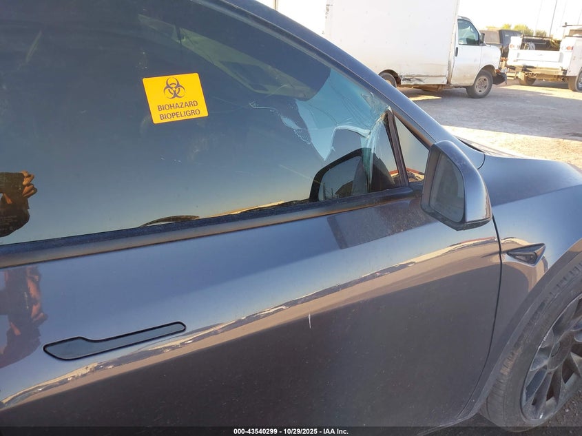 2021 Tesla Model Y Long Range Dual Motor All-Wheel Drive VIN: 5YJYGDEEXMF244529 Lot: 43540299