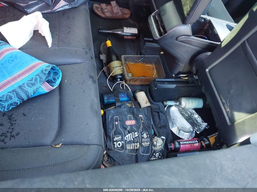 2021 Tesla Model Y Long Range Dual Motor All-Wheel Drive VIN: 5YJYGDEEXMF244529 Lot: 43540299