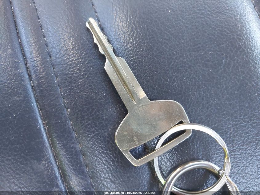 1990 Toyota Pickup 1/2 Ton Shrt Wheelbase Sr VIN: JT4RN01S3L7022594 Lot: 43540378