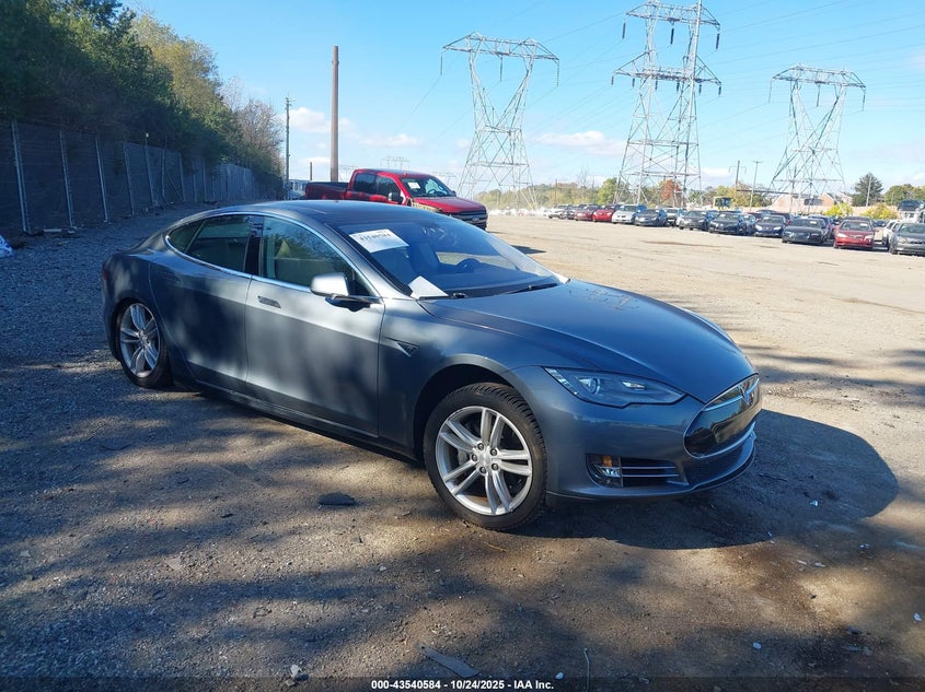 2013 TESLA MODEL S - 5YJSA1AG4DFP07505