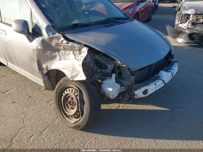 2008 Honda Fit VIN: JHMGD38438S072501 Lot: 43540587