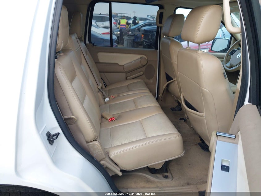 4M2EU38EX7UJ15911 2007 MERCURY MOUNTAINEER photo no. 8