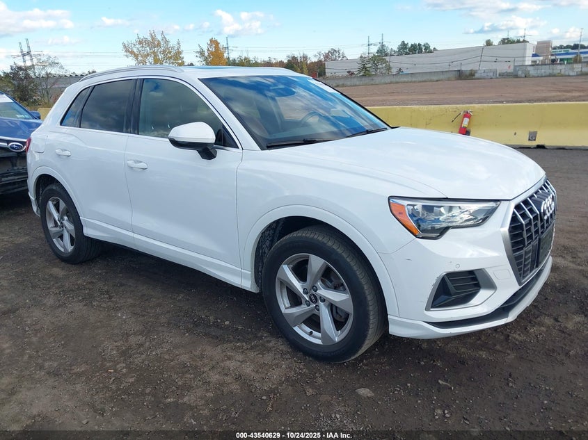 AUDI Q3 PREMIUM