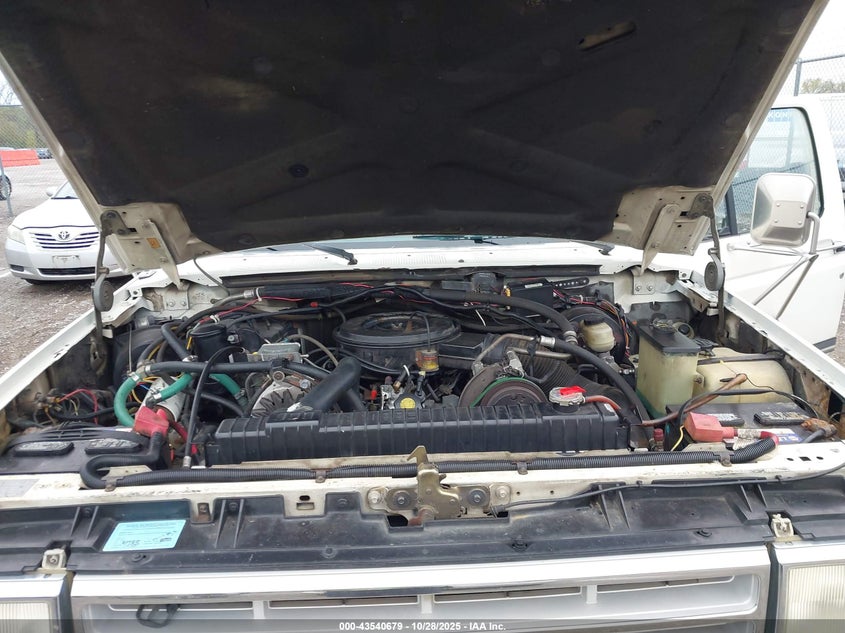 1987 Ford F250 VIN: 1FTHF2516HPA97061 Lot: 43540679