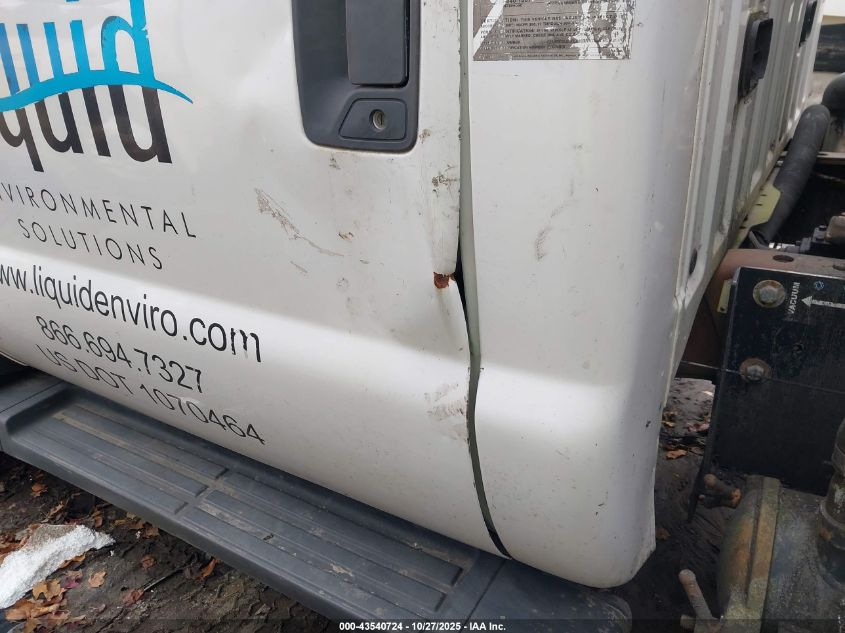 2016 Ford F-550 Chassis Xl VIN: 1FDUF5GTXGEB00466 Lot: 43540724