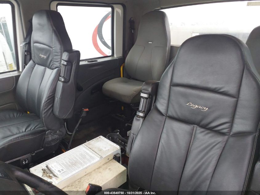 2011 International 7000 7500 VIN: 1HTWNAZT1BJ357993 Lot: 43540750