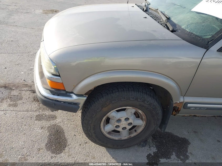 2003 Chevrolet S-10 Ls VIN: 1GCDT19X938169809 Lot: 43540785