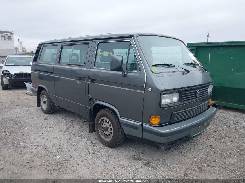 WV2YB0252HH048085 VOLKSWAGEN VANAGON Photo 1