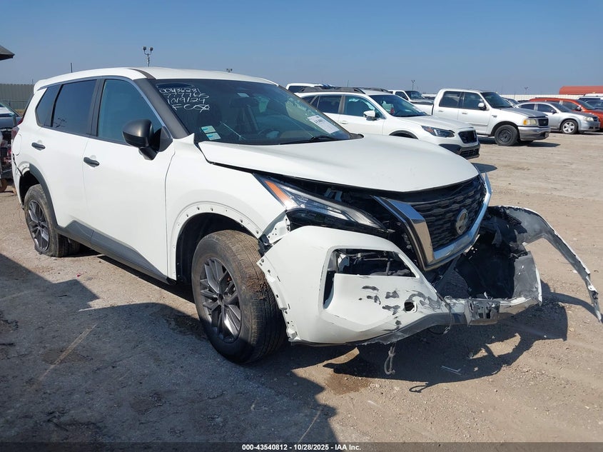 NISSAN ROGUE S INTELLIGENT AWD