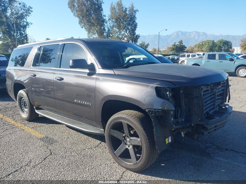 CHEVROLET SUBURBAN LT