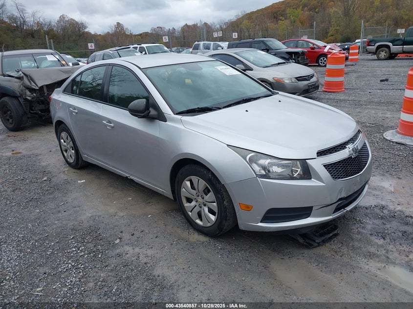 CHEVROLET CRUZE LS AUTO