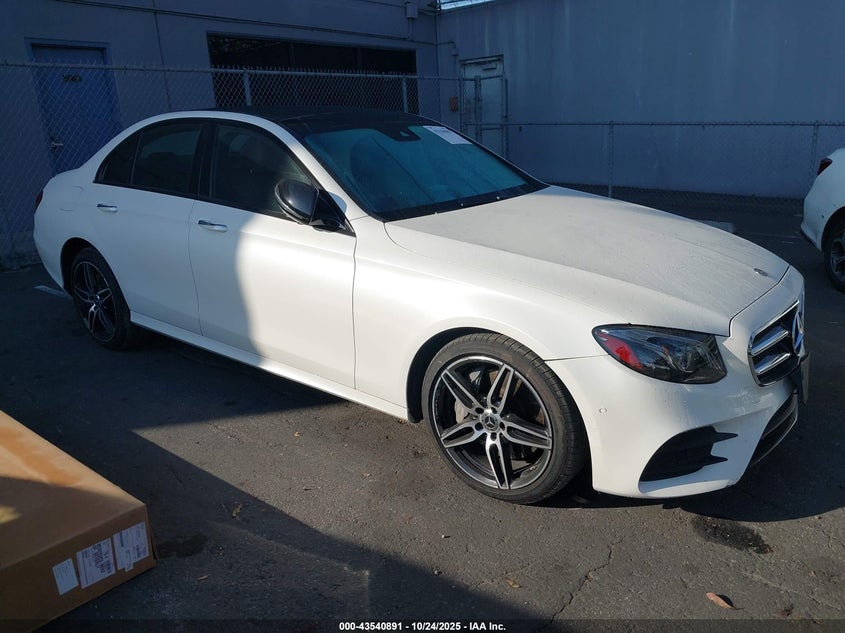 MERCEDES-BENZ E-CLASS 4MATIC