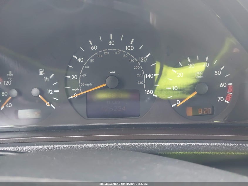 WDBLK65G11T071836 2001 MERCEDES-BENZ CLK-KLASSE photo no. 7