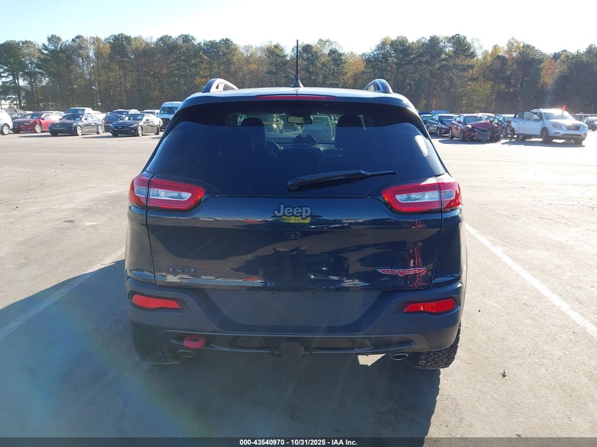 2017 Jeep Cherokee Trailhawk 4X4 VIN: 1C4PJMBSXHW639609 Lot: 43540970