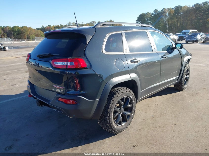 1C4PJMBSXHW639609 2017 JEEP CHEROKEE photo no. 4