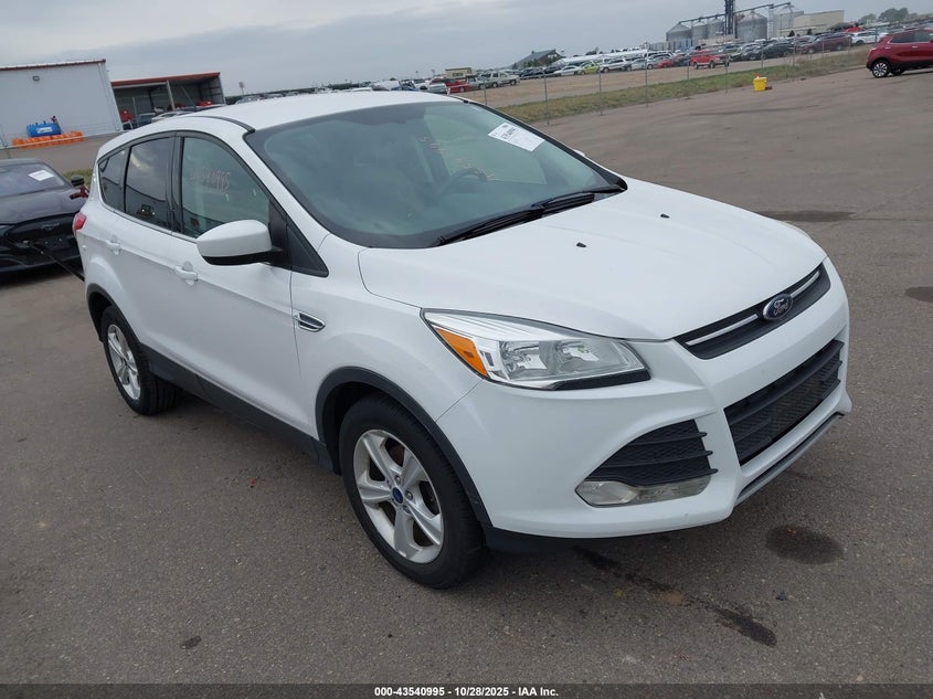 FORD ESCAPE SE