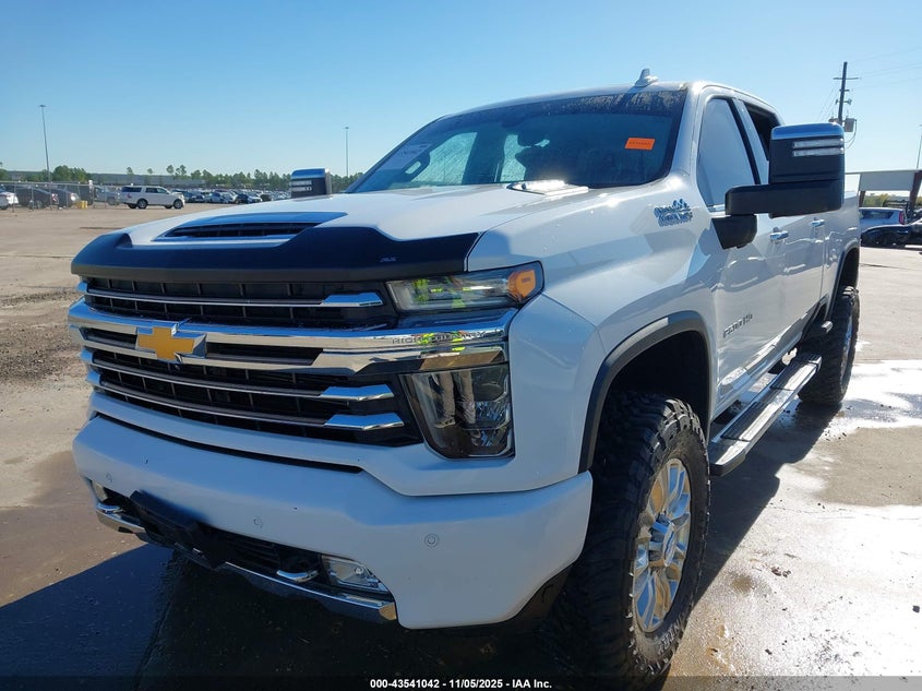 1GC4YREY3LF161814 2020 CHEVROLET SILVERADO photo no. 2