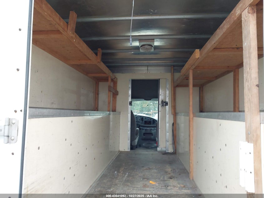 2006 Ford E-350 Cutaway VIN: 1FDWE35P56HA65841 Lot: 43541092