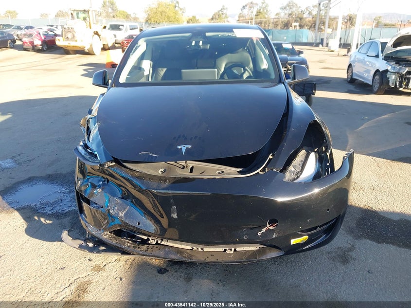 2021 Tesla Model Y Performance Dual Motor All-Wheel Drive VIN: 5YJYGDEFXMF277720 Lot: 43541142