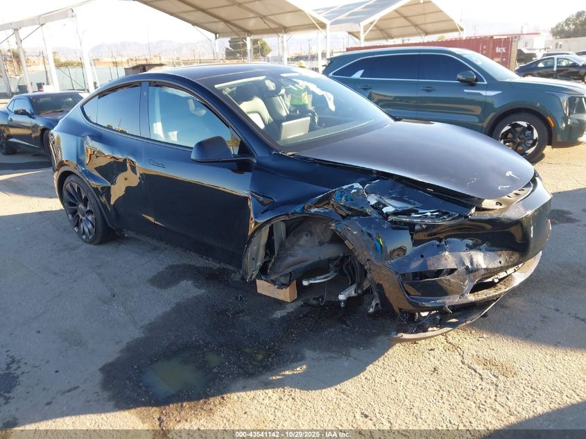 TESLA MODEL Y PERFORMANCE DUAL MOTOR ALL-WHEEL DRIVE