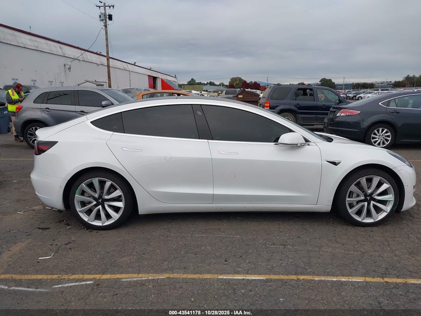 2020 Tesla Model 3 Standard Range Plus Rear-Wheel Drive/Standard Range Rear-Wheel Drive VIN: 5YJ3E1EA7LF806364 Lot: 43541178