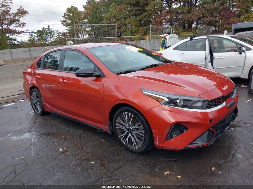 KIA FORTE GT-LINE