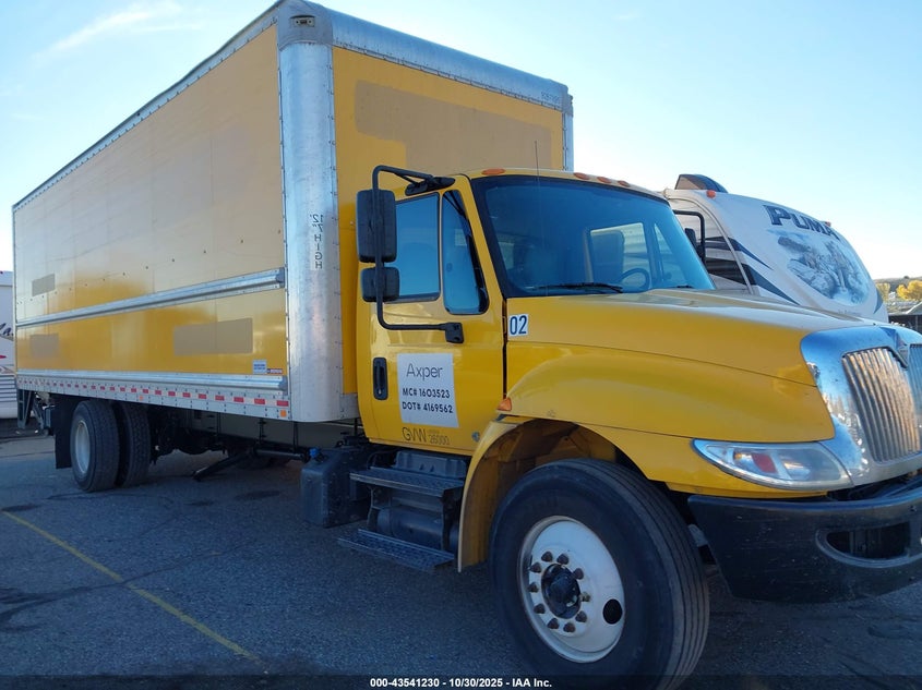 2019 International Durastar 4300