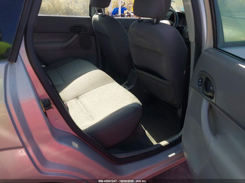 2005 Ford Focus Zx4 VIN: 1FAFP34N55W228311 Lot: 43541247