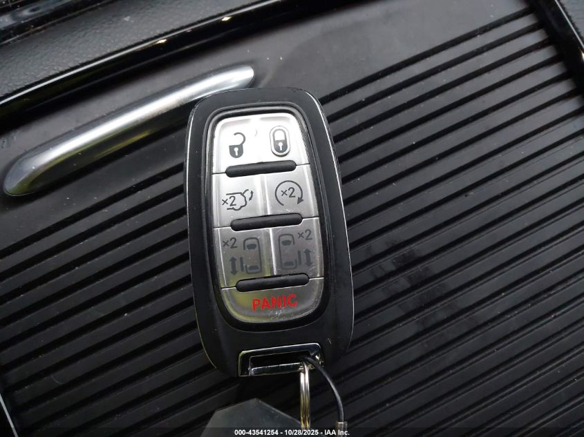 2025 Chrysler Pacifica Limited VIN: 2C4RC1GG2SR566127 Lot: 43541254