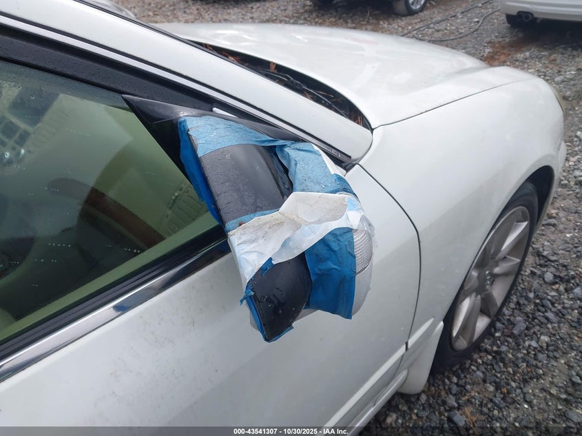 2002 Infiniti Q45 Luxury VIN: JNKBF01A12M005992 Lot: 43541307