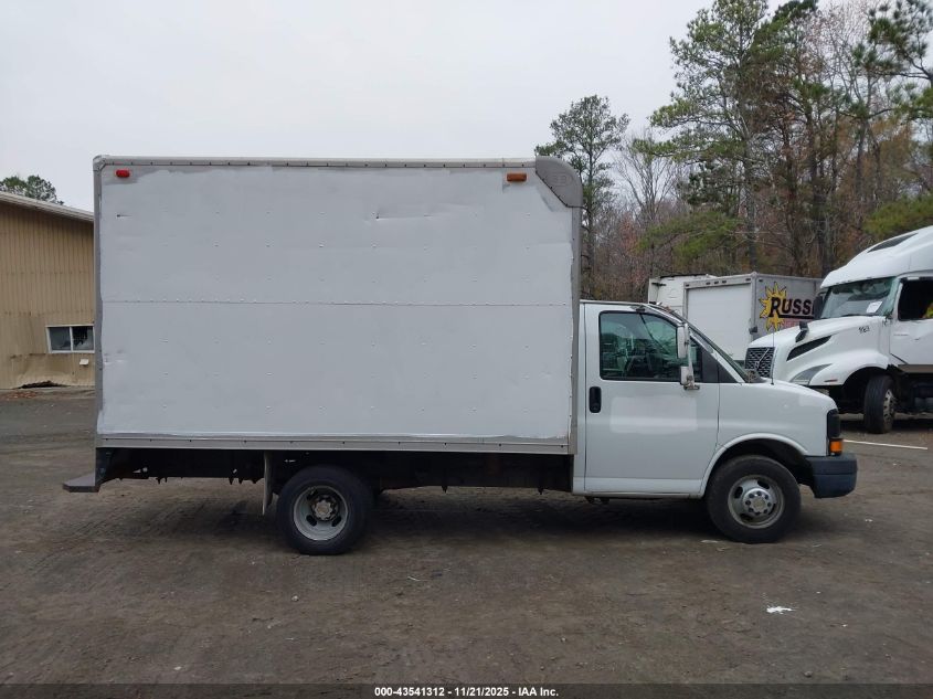 2005 Chevrolet Express Cutaway Base W/C7L/C7N VIN: 1GBJG31U651166306 Lot: 43541312