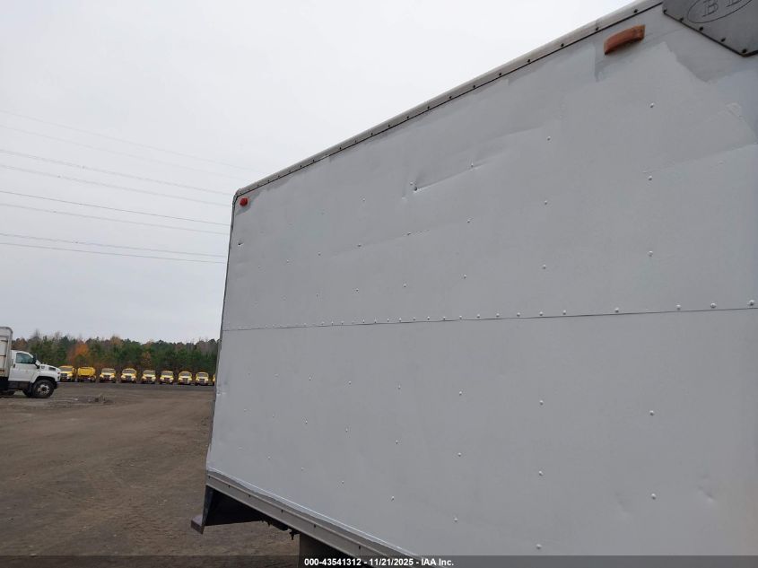 2005 Chevrolet Express Cutaway Base W/C7L/C7N VIN: 1GBJG31U651166306 Lot: 43541312