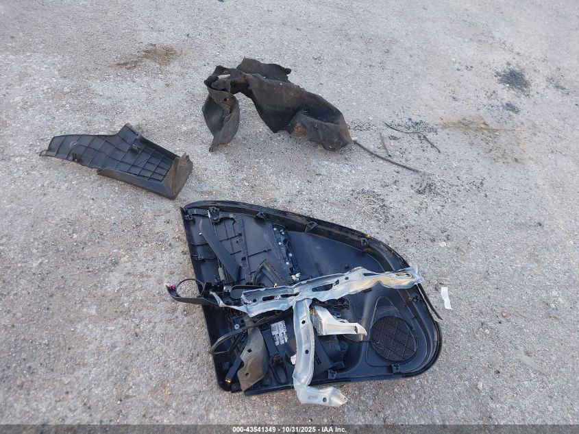 2024 Toyota Corolla Cross Hybrid Se VIN: 7MUFBABG6RV051636 Lot: 43541349