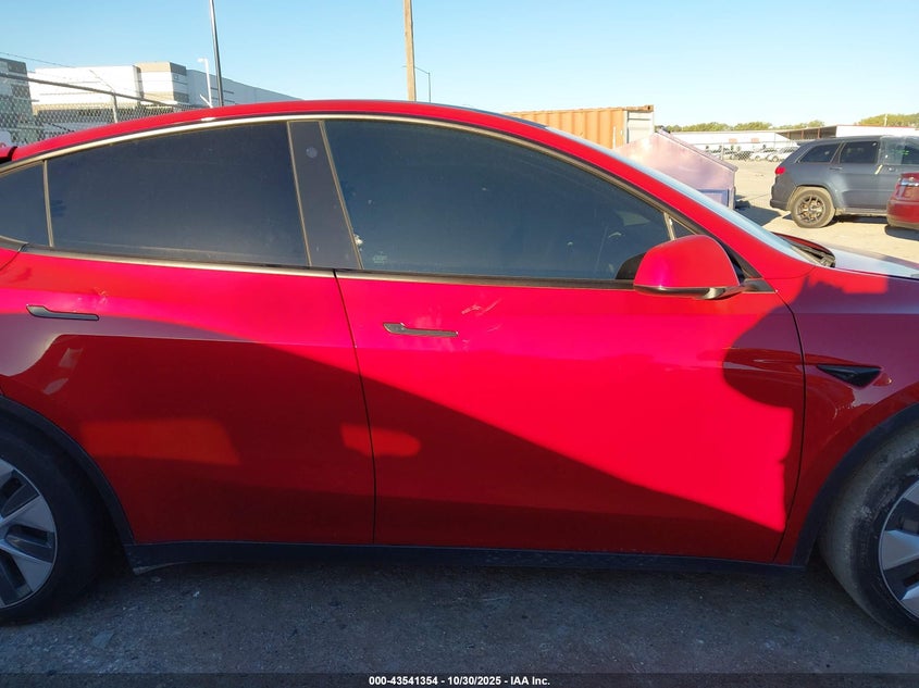 2021 Tesla Model Y Long Range Dual Motor All-Wheel Drive VIN: 5YJYGDEE7MF066594 Lot: 43541354