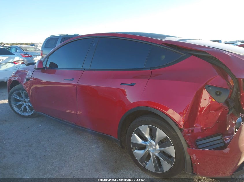 2021 Tesla Model Y Long Range Dual Motor All-Wheel Drive VIN: 5YJYGDEE7MF066594 Lot: 43541354