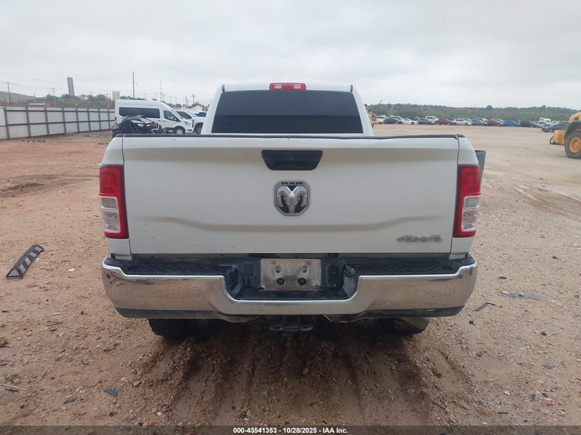 2022 Ram 2500 Tradesman 4X4 8' Box VIN: 3C6UR5HJ2NG319475 Lot: 43541353