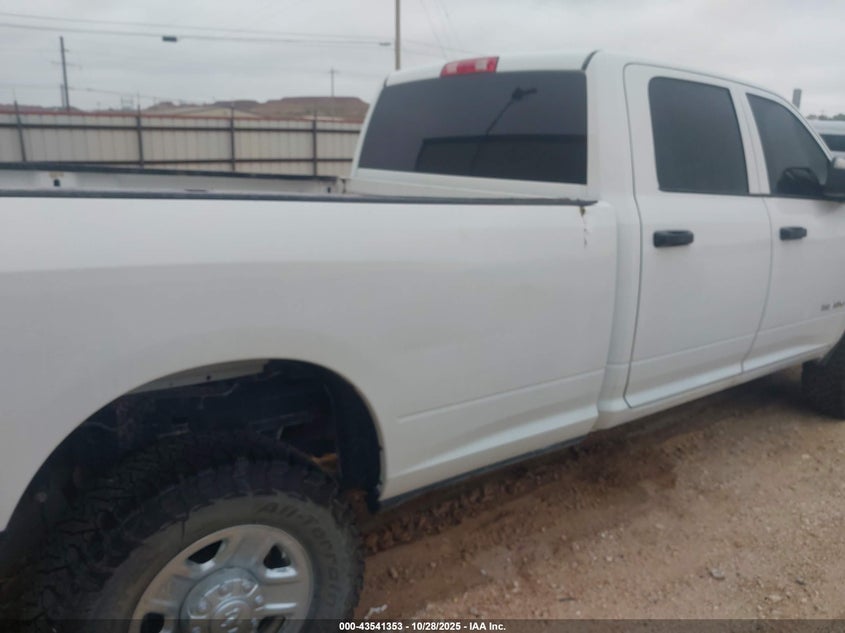 2022 Ram 2500 Tradesman 4X4 8' Box VIN: 3C6UR5HJ2NG319475 Lot: 43541353