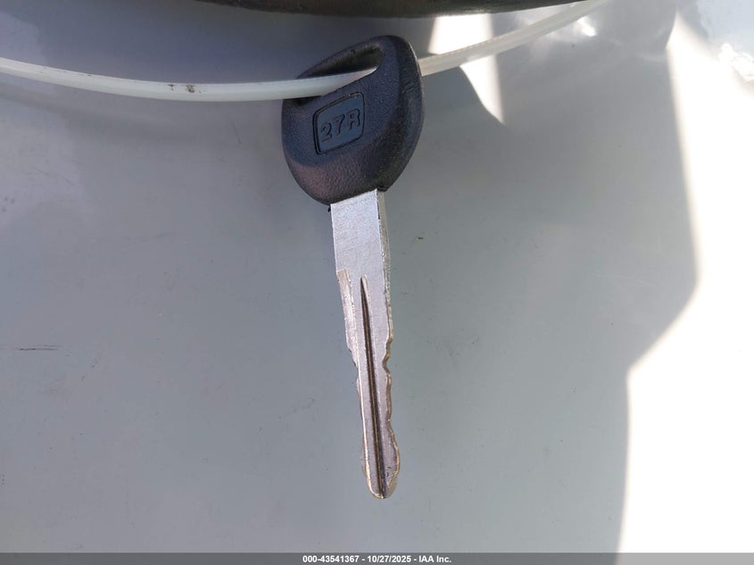 1998 Honda Civic Cx VIN: 2HGEJ6325WH119770 Lot: 43541367