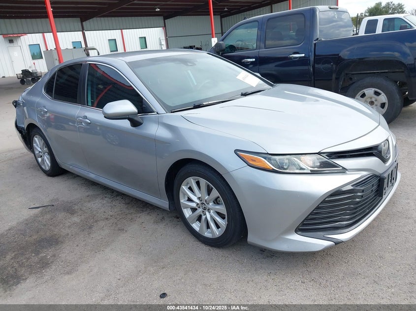 2019 TOYOTA CAMRY LE - 4T1B11HK9KU218902