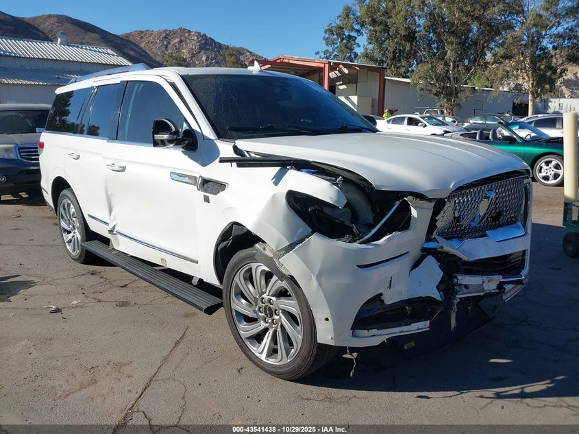 LINCOLN NAVIGATOR RESERVE