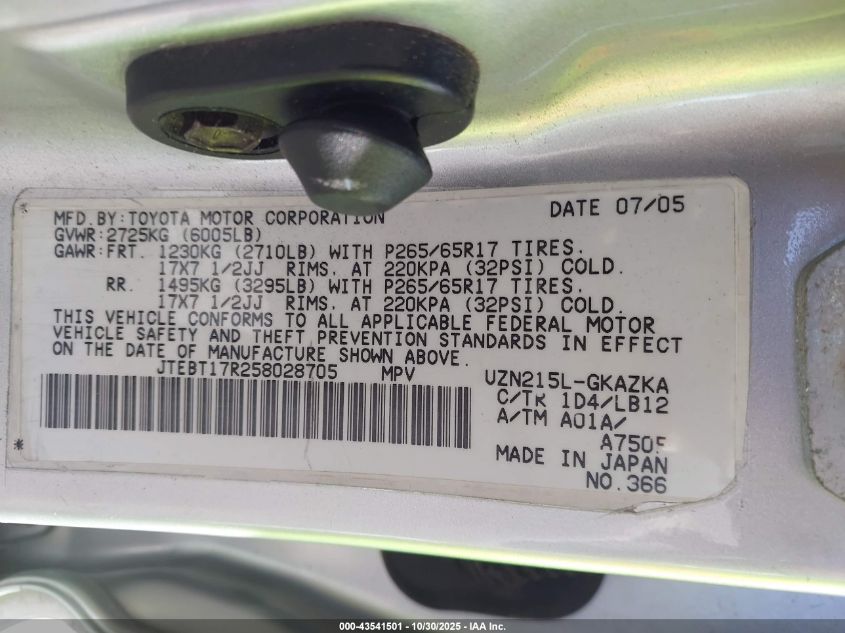 2005 Toyota 4Runner Limited V8 VIN: JTEBT17R258028705 Lot: 43541501