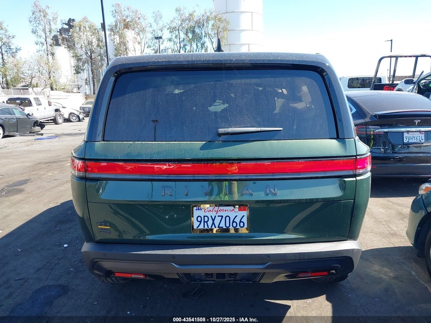 2025 Rivian R1S Ascend Tri Motor Max Pack/Premium Tri Motor Max Pack VIN: 7PDSGCBP4SN059406 Lot: 43541508