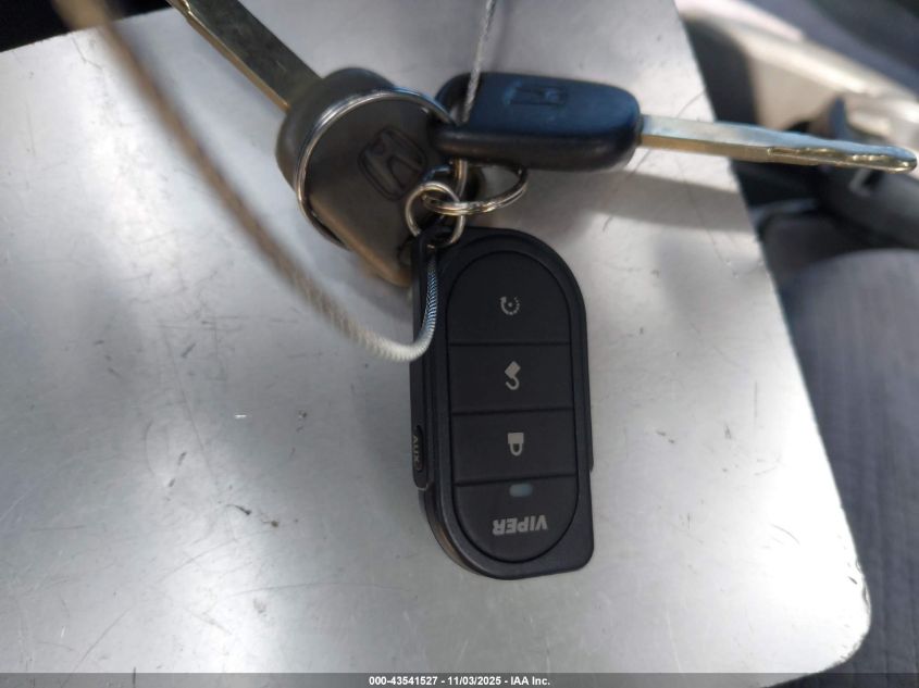 2002 Honda Cr-V Lx VIN: JHLRD68432C019085 Lot: 43541527