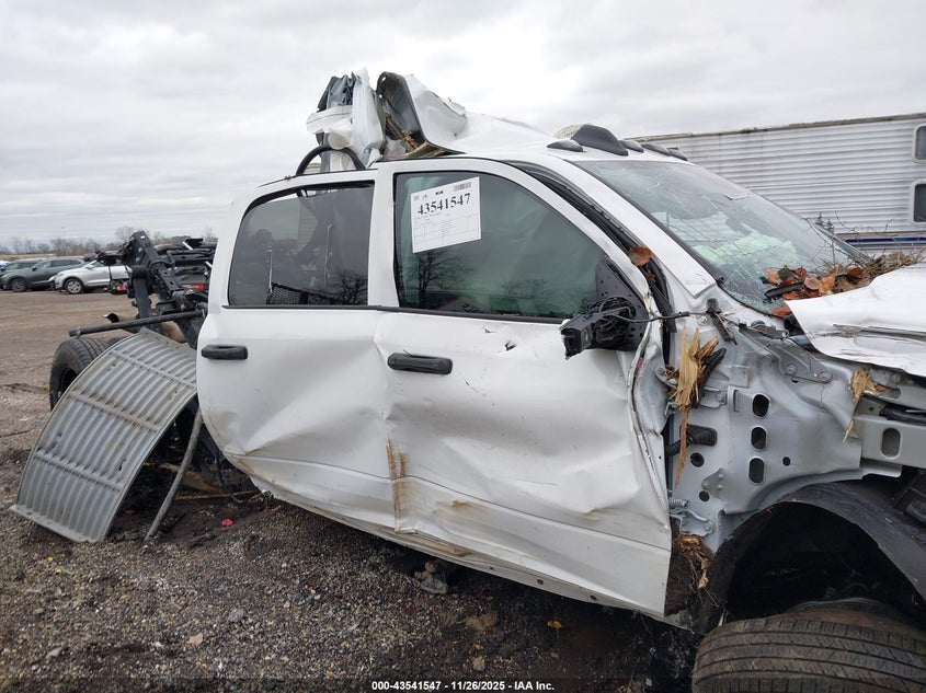 2025 Ram 3500 Tradesman 4X4 8' Box VIN: 3C63RRGL4SG520568 Lot: 43541547