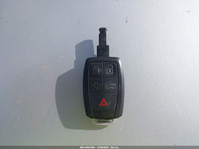 2008 Volvo S40 2.4I VIN: YV1MS382682375467 Lot: 43541586