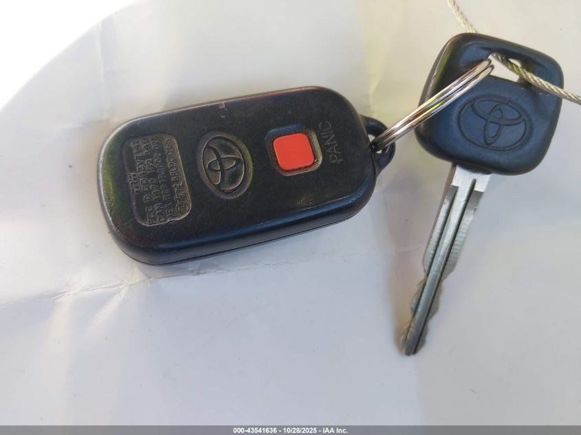 2004 Toyota Camry Le VIN: 4T1BE32K44U868927 Lot: 43541636