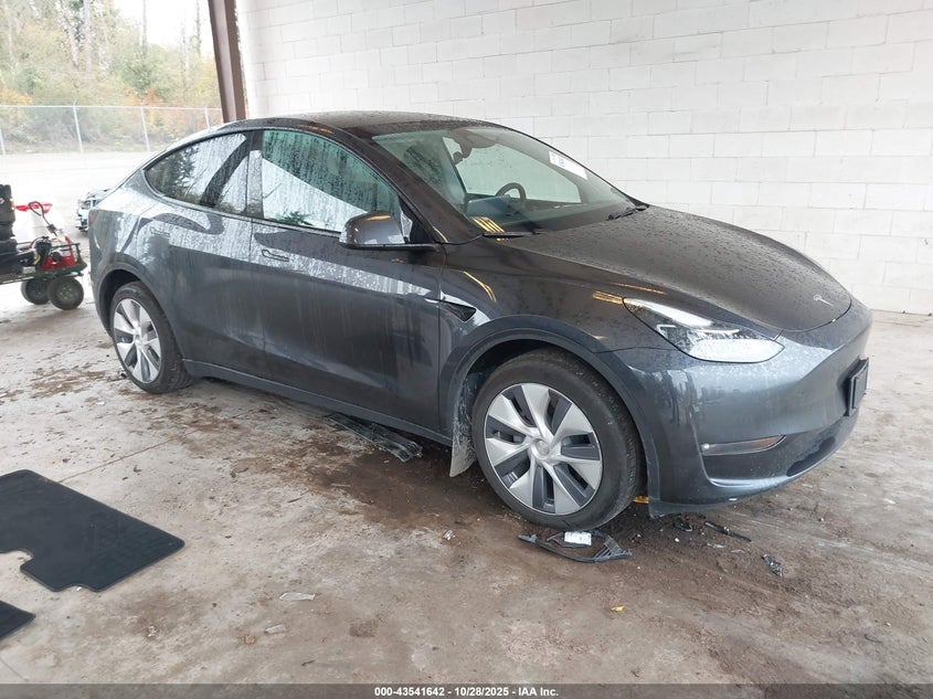TESLA MODEL Y LONG RANGE DUAL MOTOR ALL-WHEEL DRIVE