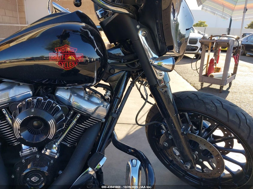 2021 Harley-Davidson Flht VIN: 1HD1FVC22MB601559 Lot: 43541668